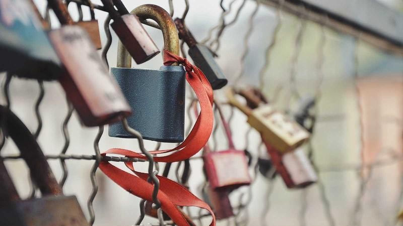 国产精品成人久久久久：深度解析内容创作的艺术与价值
